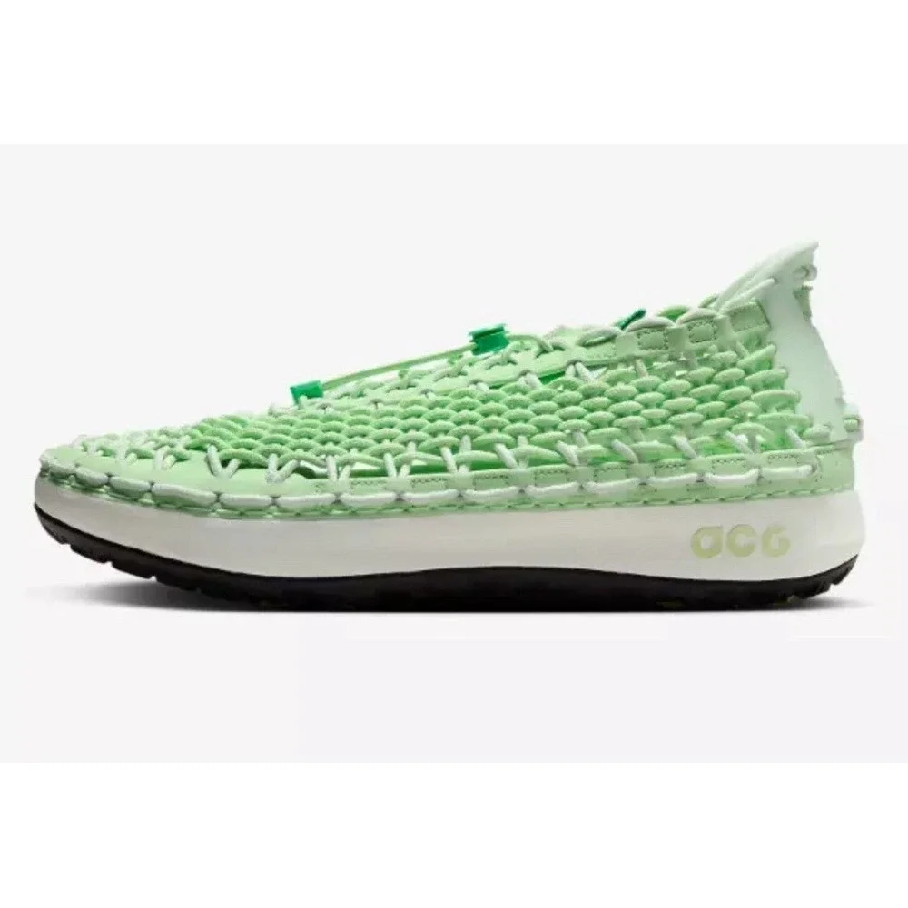 Size 10 - Nike ACG Watercat+ Vapor Green